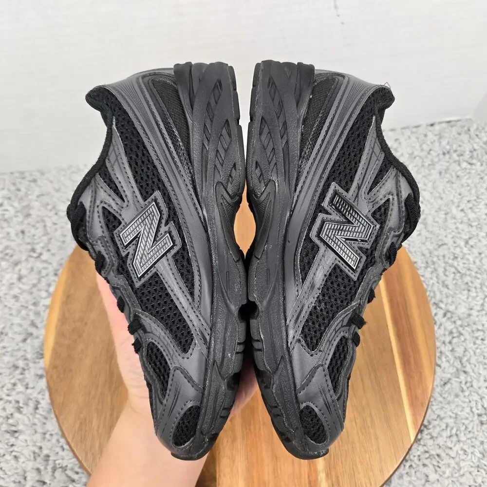 New Balance Kids 3 740 Cement Black Casual Bungee Lace Daily Sneaker PZ740BO